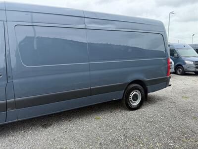 2019 Mercedes-Benz Sprinter 2500  LWB - Photo 5 - Miami, FL 33142