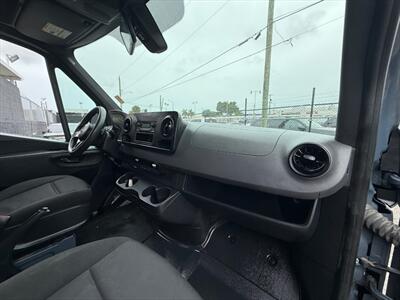2019 Mercedes-Benz Sprinter 2500  LWB - Photo 42 - Miami, FL 33142