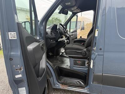 2019 Mercedes-Benz Sprinter 2500  LWB - Photo 15 - Miami, FL 33142
