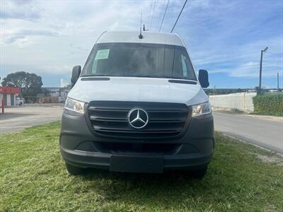 2022 Mercedes-Benz Sprinter 2500   - Photo 3 - Miami, FL 33142