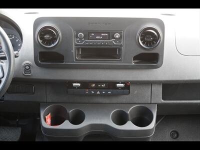 2022 Mercedes-Benz Sprinter 2500   - Photo 23 - Miami, FL 33142