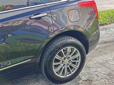2018 Cadillac XT5 Luxury - Photo 11 - Miami, FL 33142