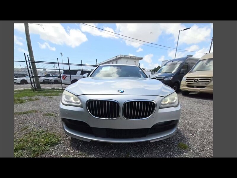 2015 BMW 750Li  