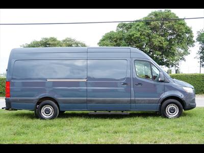 2019 Mercedes-Benz Sprinter 2500   - Photo 8 - Miami, FL 33142