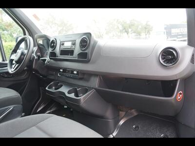 2019 Mercedes-Benz Sprinter 2500 LWB - Photo 27 - Miami, FL 33142
