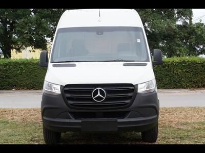 2019 Mercedes-Benz Sprinter 2500 LWB - Photo 2 - Miami, FL 33142