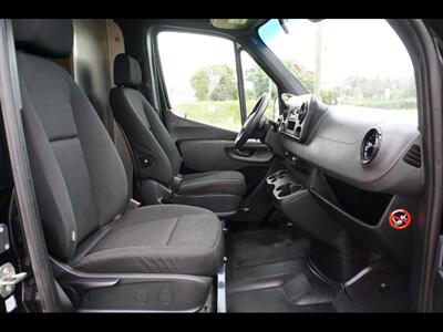 2019 Mercedes-Benz Sprinter 2500   - Photo 27 - Miami, FL 33142