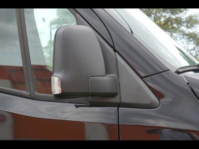 2019 Mercedes-Benz Sprinter 2500   - Photo 11 - Miami, FL 33142