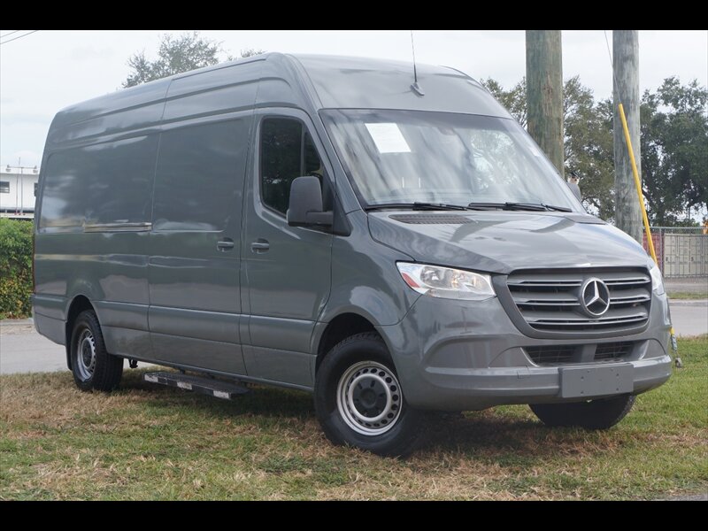 2019 Mercedes-Benz Sprinter 2500  LWB