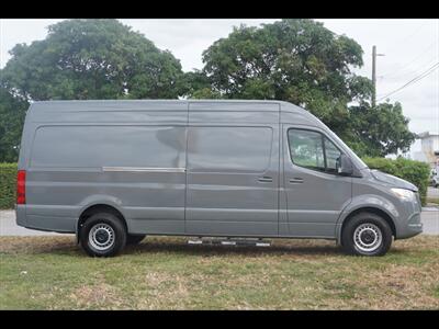 2019 Mercedes-Benz Sprinter 2500  LWB - Photo 8 - Miami, FL 33142