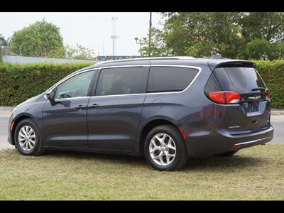 2020 Chrysler Pacifica Limited   - Photo 5 - Miami, FL 33142