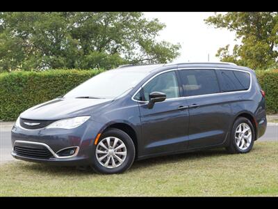 2020 Chrysler Pacifica Limited   - Photo 3 - Miami, FL 33142