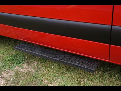 2019 Mercedes-Benz Sprinter 2500  LWB - Photo 13 - Miami, FL 33142