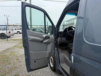 2018 Mercedes-Benz Sprinter 2500   - Photo 10 - Miami, FL 33142