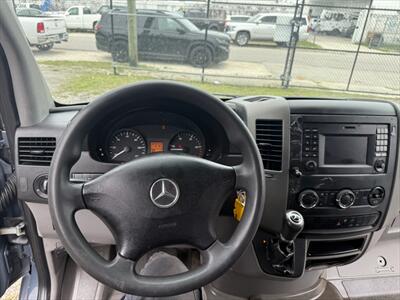 2018 Mercedes-Benz Sprinter 2500   - Photo 17 - Miami, FL 33142