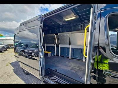 2019 Mercedes-Benz Sprinter 2500  LWB - Photo 18 - Miami, FL 33142