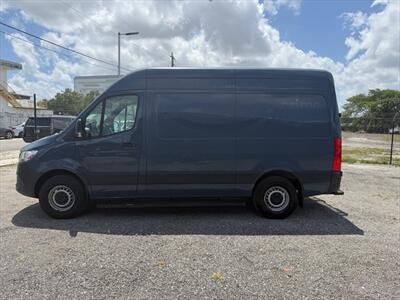 2019 Mercedes-Benz Sprinter 2500   - Photo 4 - Miami, FL 33142