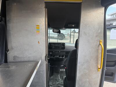 2019 Mercedes-Benz Sprinter 2500   - Photo 41 - Miami, FL 33142