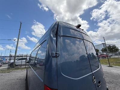 2019 Mercedes-Benz Sprinter 2500   - Photo 45 - Miami, FL 33142