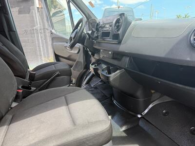 2019 Mercedes-Benz Sprinter 2500   - Photo 30 - Miami, FL 33142