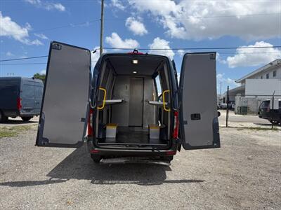 2019 Mercedes-Benz Sprinter 2500   - Photo 34 - Miami, FL 33142