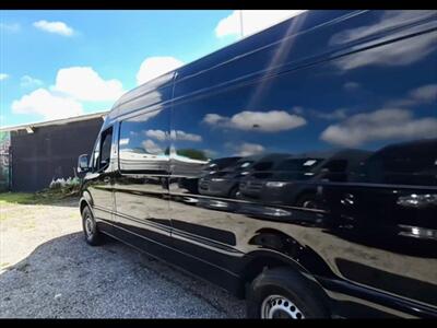 2019 Mercedes-Benz Sprinter 2500  LWB - Photo 4 - Miami, FL 33142