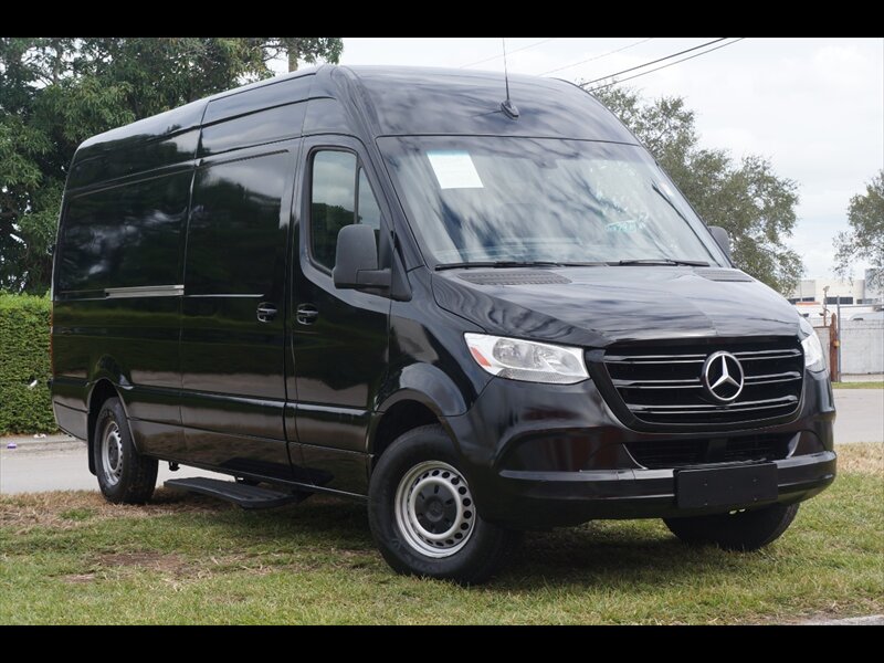 2019 Mercedes-Benz Sprinter 2500  LWB