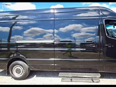 2019 Mercedes-Benz Sprinter 2500  LWB - Photo 8 - Miami, FL 33142