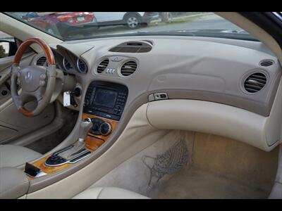 2005 Mercedes-Benz SL 500 - Photo 25 - Miami, FL 33142