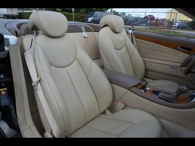2005 Mercedes-Benz SL 500 - Photo 27 - Miami, FL 33142