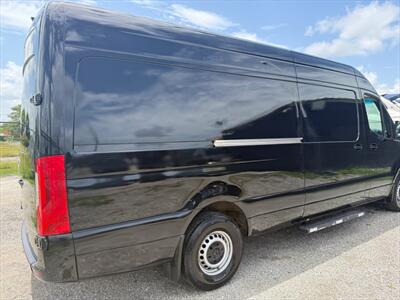 2019 Mercedes-Benz Sprinter 2500  LWB - Photo 10 - Miami, FL 33142