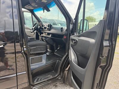 2019 Mercedes-Benz Sprinter 2500  LWB - Photo 28 - Miami, FL 33142