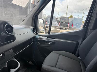 2019 Mercedes-Benz Sprinter 2500  LWB - Photo 26 - Miami, FL 33142