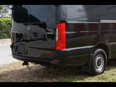 2019 Mercedes-Benz Sprinter 2500  LWB - Photo 10 - Miami, FL 33142