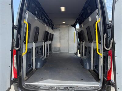 2019 Mercedes-Benz Sprinter 2500  LWB - Photo 44 - Miami, FL 33142