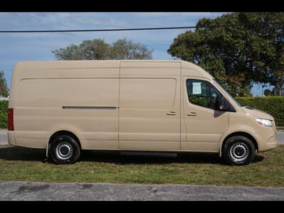 2019 Mercedes-Benz Sprinter 2500  LWB - Photo 8 - Miami, FL 33142