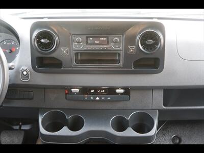 2019 Mercedes-Benz Sprinter 2500 LWB - Photo 31 - Miami, FL 33142