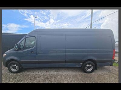 2019 Mercedes-Benz Sprinter 2500  LWB - Photo 2 - Miami, FL 33142