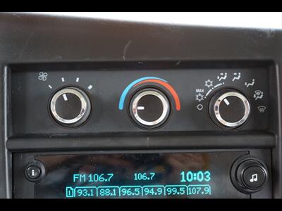 2023 Chevrolet Express 3500   - Photo 30 - Miami, FL 33142