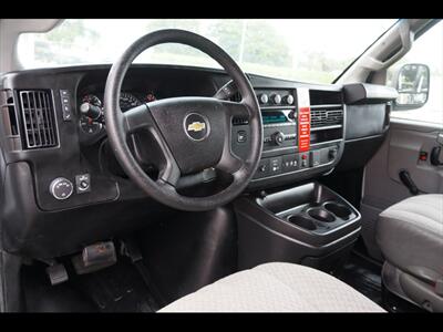 2023 Chevrolet Express 3500   - Photo 20 - Miami, FL 33142