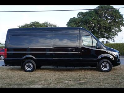 2019 Mercedes-Benz Sprinter 2500  LWB - Photo 8 - Miami, FL 33142