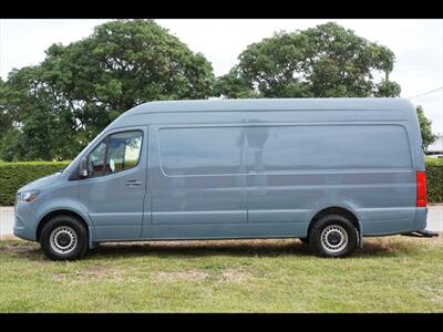 2019 Mercedes-Benz Sprinter 2500  LWB - Photo 4 - Miami, FL 33142