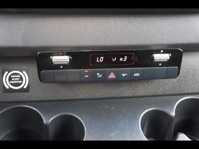 2019 Mercedes-Benz Sprinter 2500  LWB - Photo 34 - Miami, FL 33142