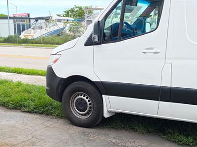 2019 Mercedes-Benz Sprinter 2500   - Photo 9 - Miami, FL 33142