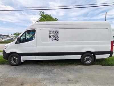 2019 Mercedes-Benz Sprinter 2500   - Photo 8 - Miami, FL 33142