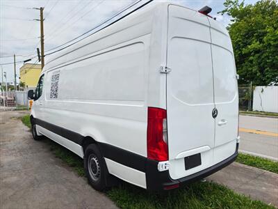 2019 Mercedes-Benz Sprinter 2500   - Photo 16 - Miami, FL 33142