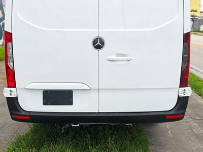 2019 Mercedes-Benz Sprinter 2500   - Photo 13 - Miami, FL 33142