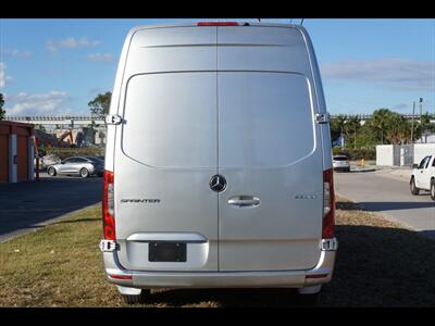 2019 Mercedes-Benz Sprinter 2500 LWB - Photo 6 - Miami, FL 33142