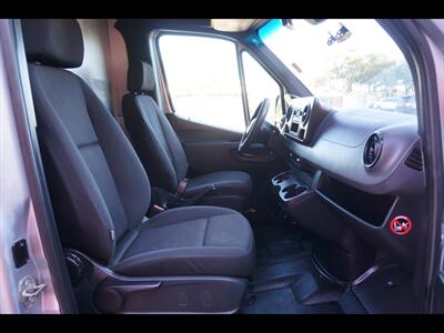 2019 Mercedes-Benz Sprinter 2500 LWB - Photo 24 - Miami, FL 33142