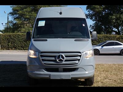 2019 Mercedes-Benz Sprinter 2500   - Photo 2 - Miami, FL 33142